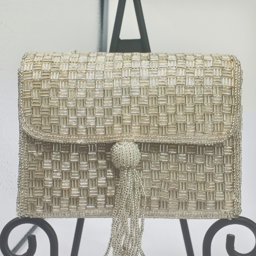 Silver Beaded Box Clutch/Shoulder